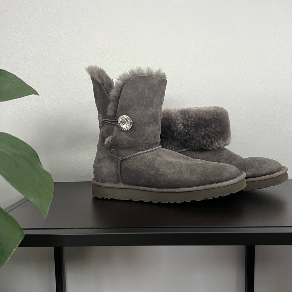 Gray Bailey Button Bling Ugg Boots US Size 10